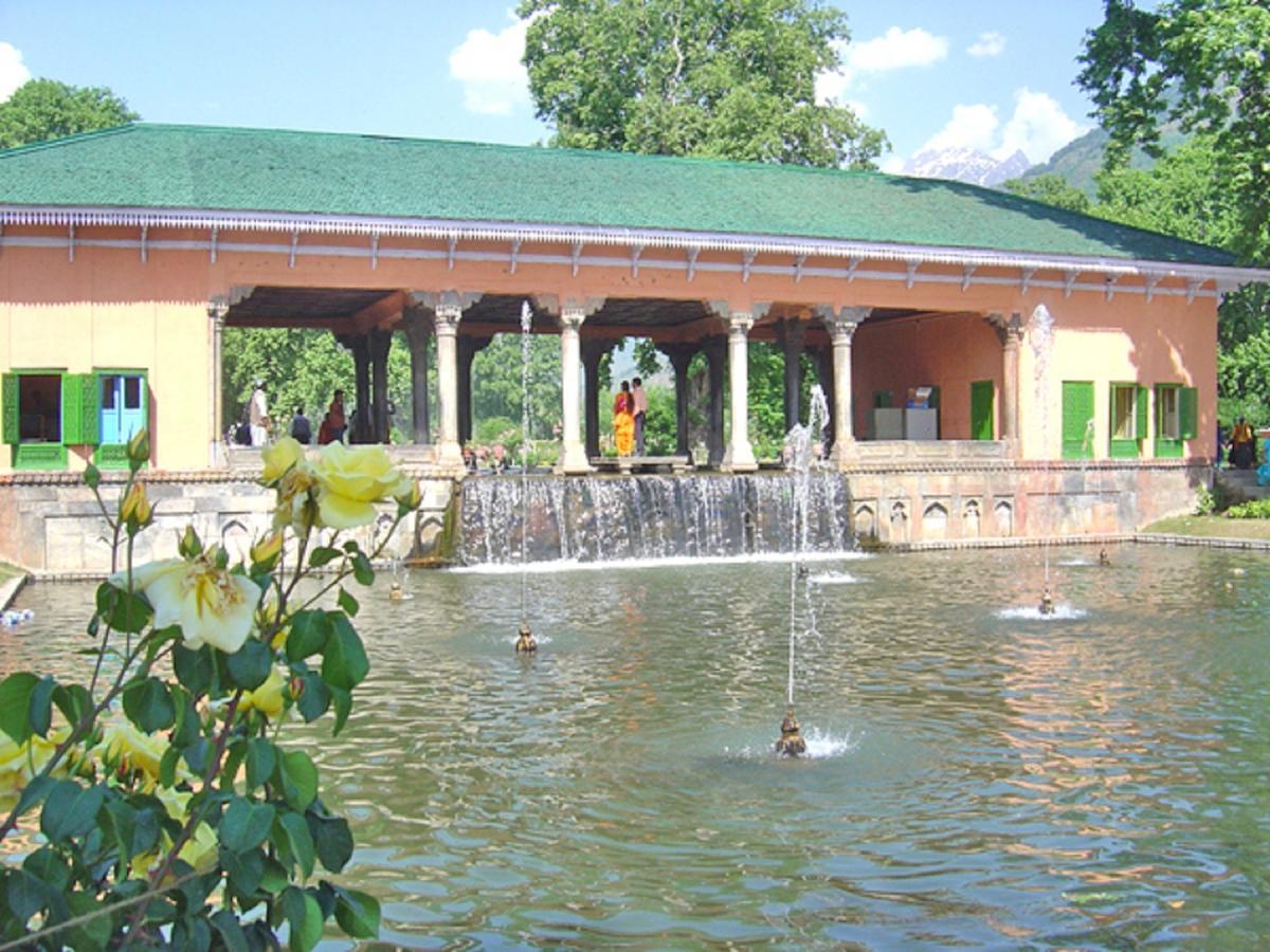 New Jersey Houseboats Hotel Nagin Bagh Buitenkant foto