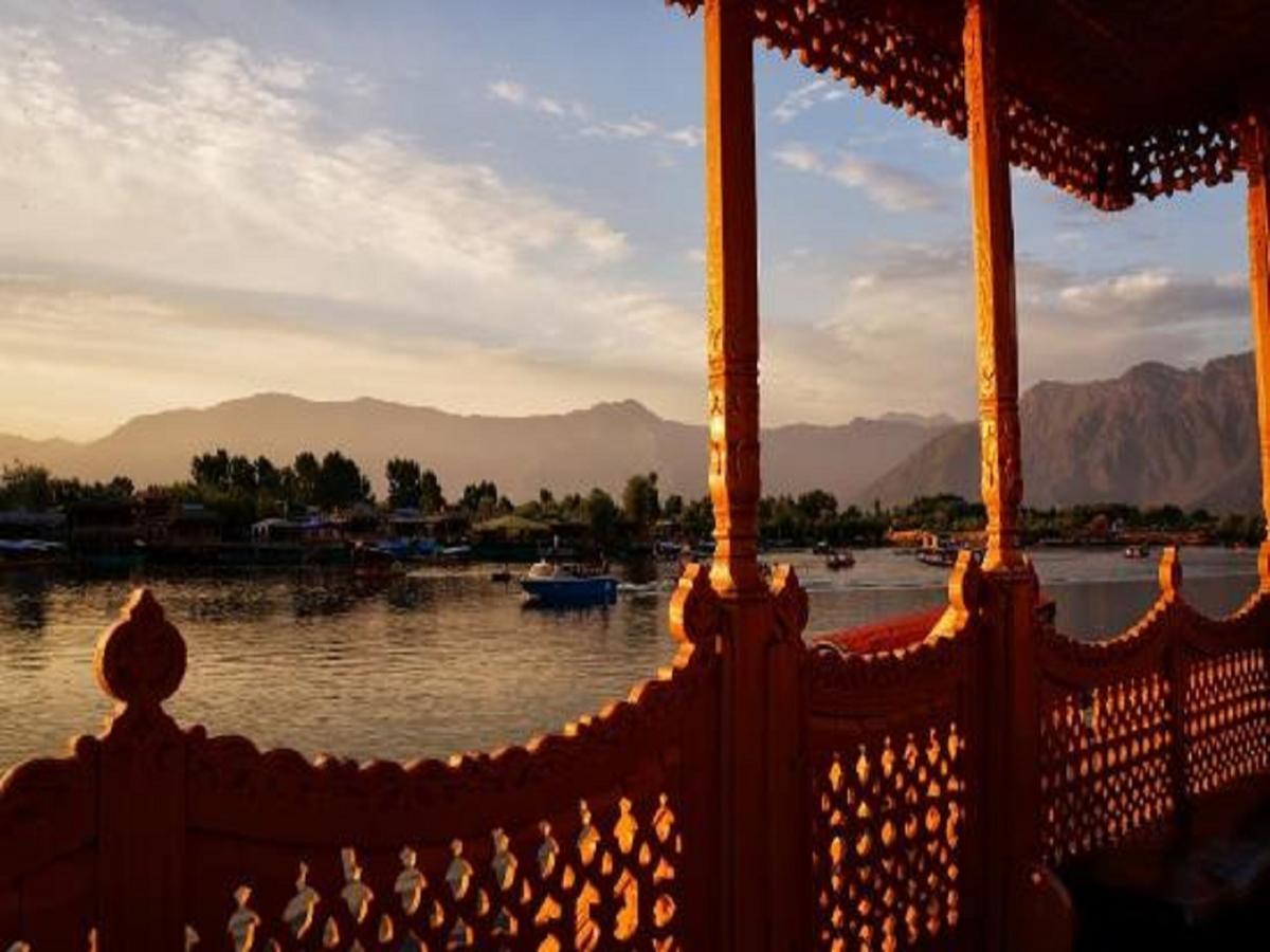 New Jersey Houseboats Hotel Nagin Bagh Buitenkant foto